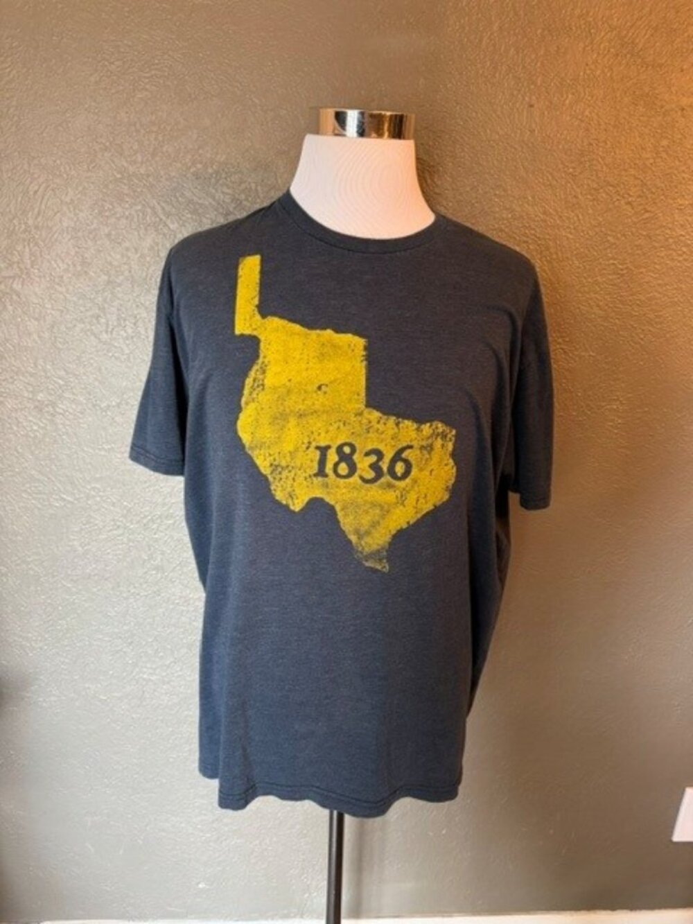 Mens XL 1845 Texas Tshirt